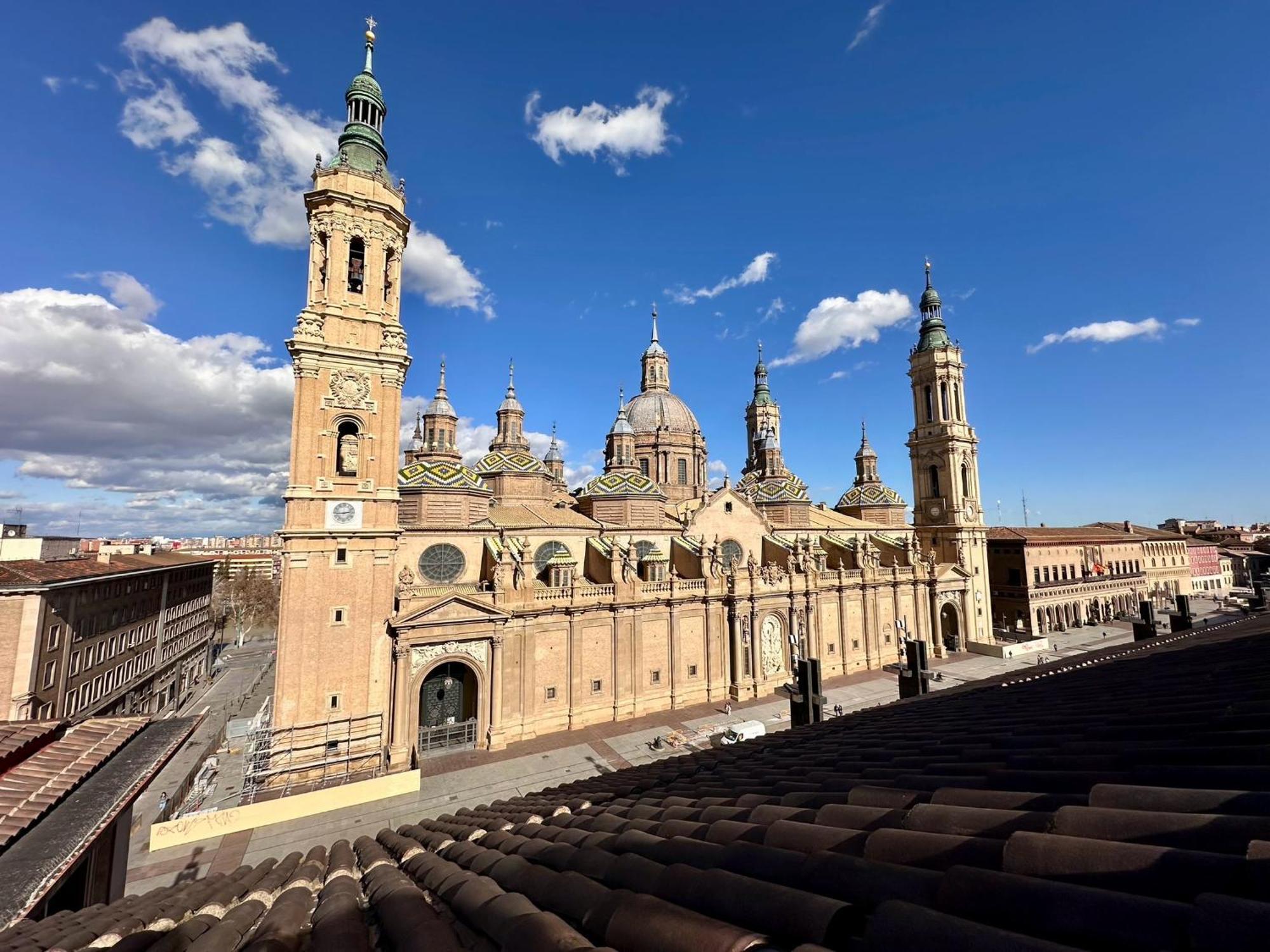 Апартаменты La Plaza Del Pilar Сарагоса Экстерьер фото